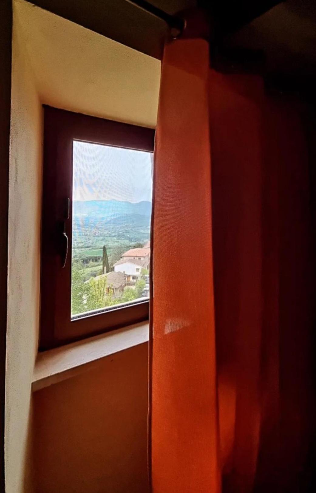Poggio BustoneIl Sentieroアパートメント エクステリア 写真